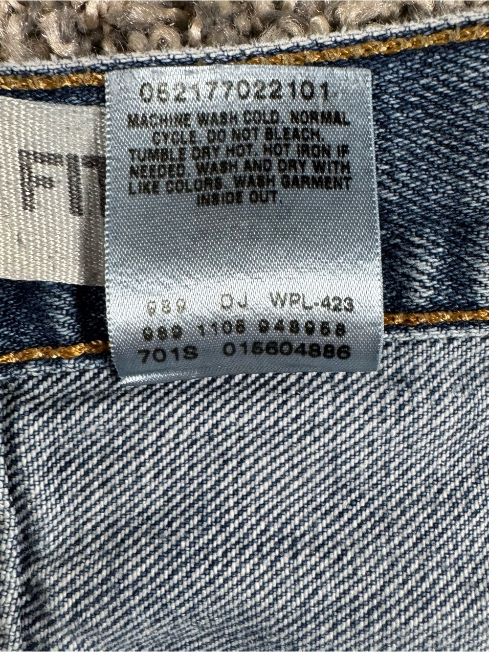 Levis 560 Jeans Mens 46x32 Blue Comfort Fit Loose Tapered Leg Denim Pants Y2K - Picture 5 of 9